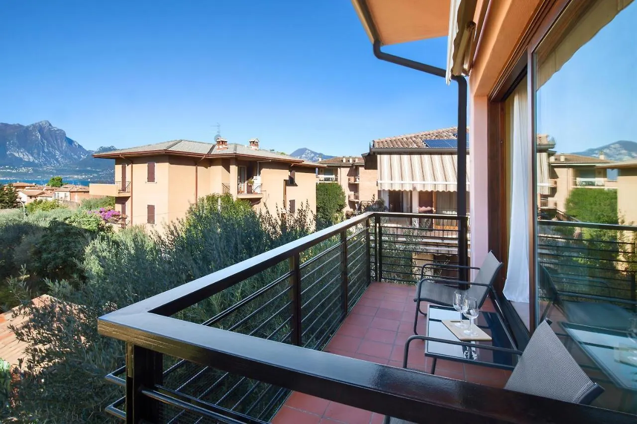 Apartment Bella Sathea Torri Del Benaco Italy