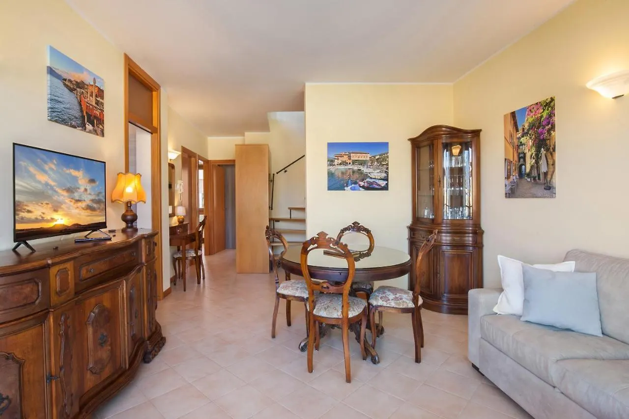 Apartment Bella Sathea Torri Del Benaco