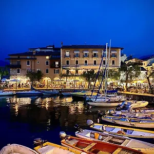 Hotel Gardesana, Torri Del Benaco
