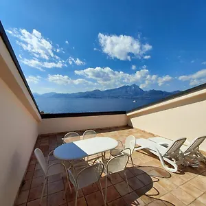 Apartmentsgarda - Canevini Apartment